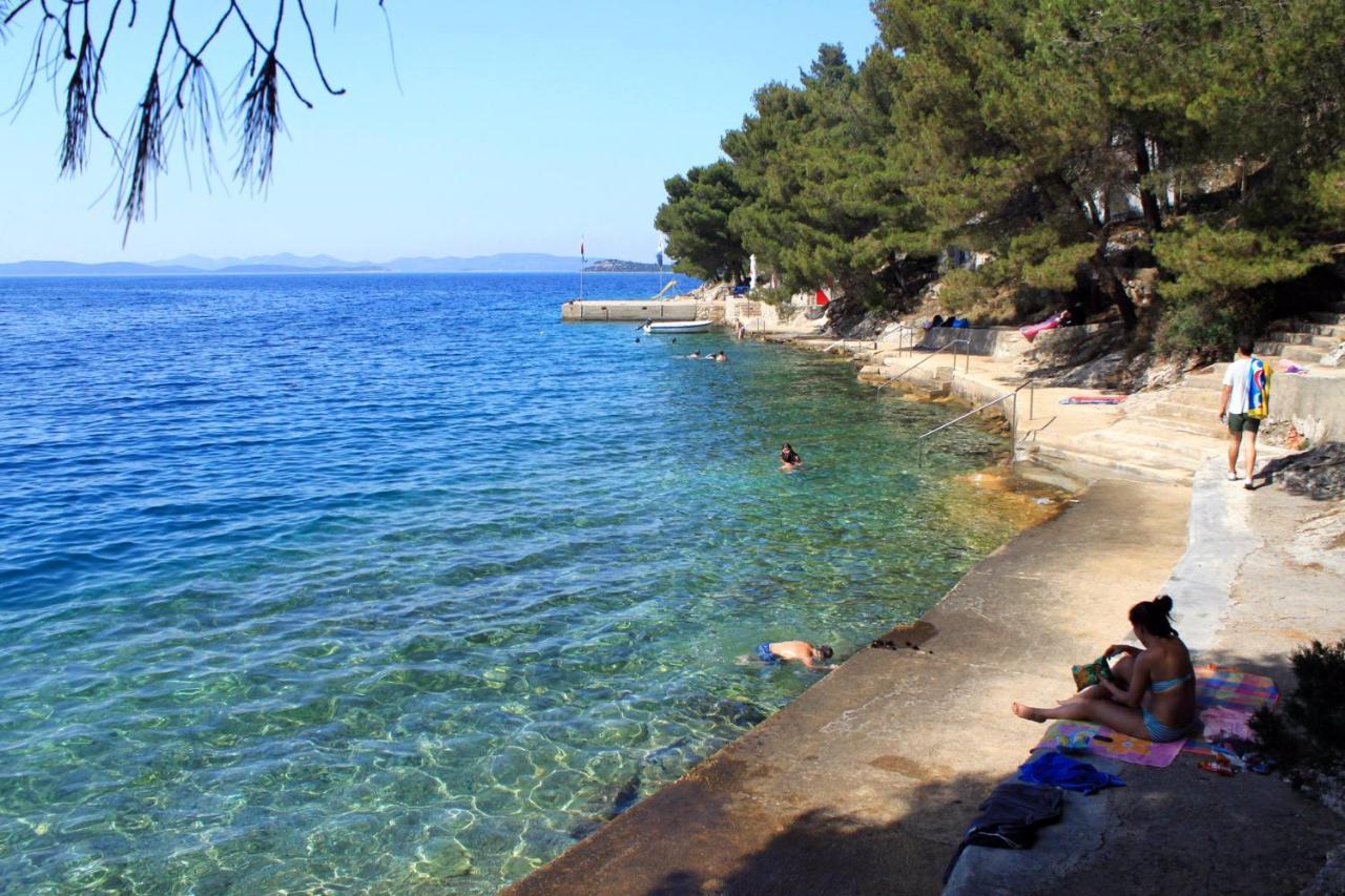 Apartments With A Parking Space Sali, Dugi Otok - 8154 Dış mekan fotoğraf