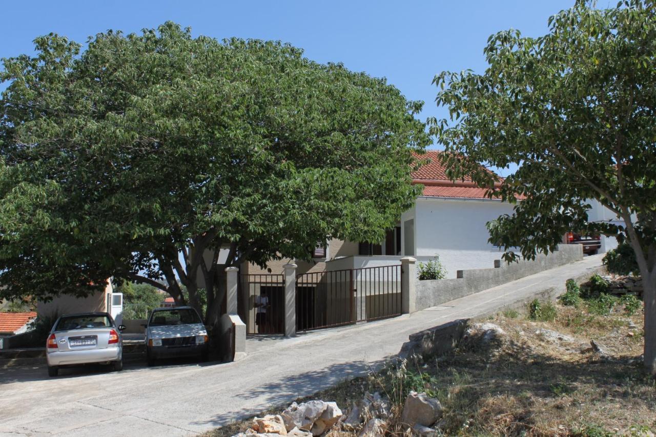 Apartments With A Parking Space Sali, Dugi Otok - 8154 Dış mekan fotoğraf